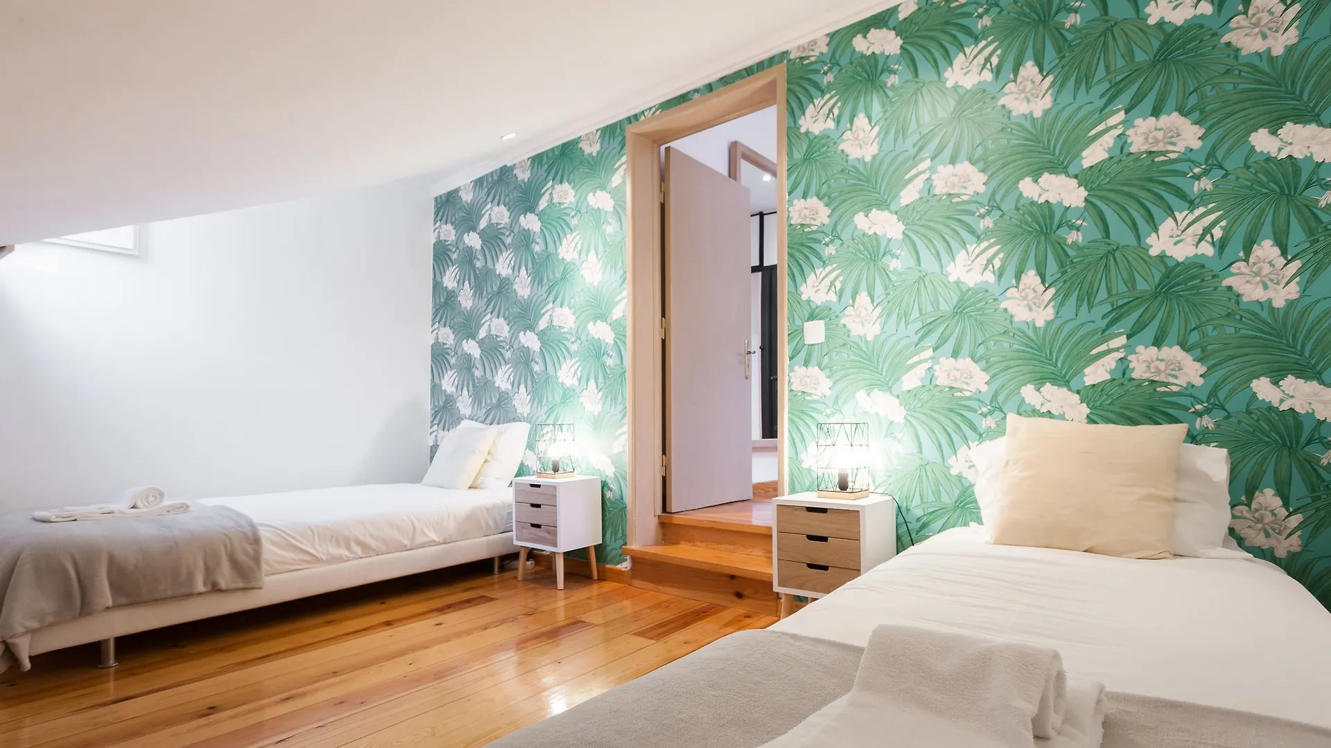 Liberty Duplex I By Lu Holiday 리스본